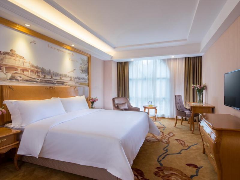 Vienna Classic Hotel Shenzhen Bantian Wuhe Avenue Eksteriør bilde